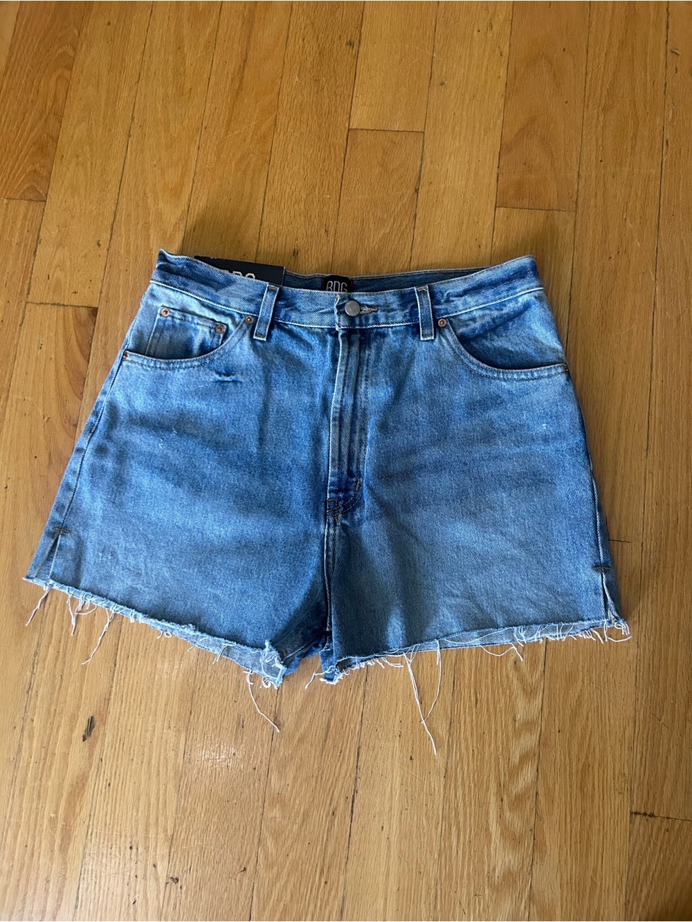 BDG GIRLFRIEND Medium Blue High-Rise Cutoff Denim Shorts 31